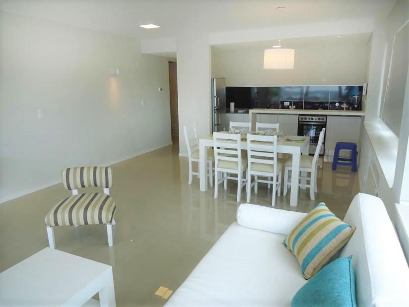 Hotel Tejas Rojas Villa Gesell Exterior photo